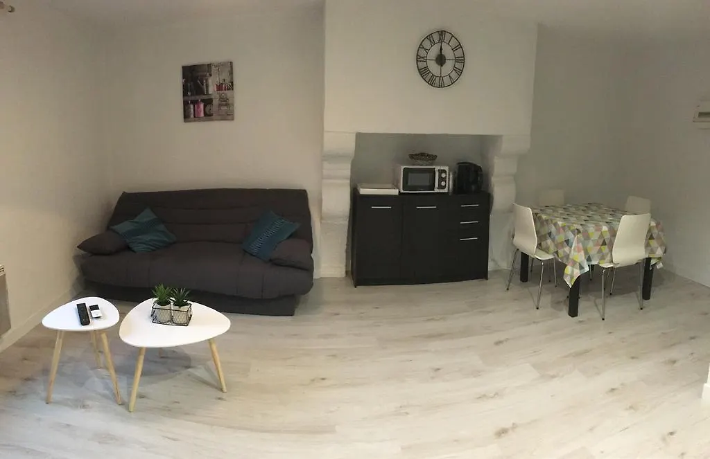 Studio A Hennebont Apartment